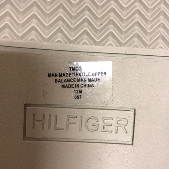 NWOT MEN’S TOMMY HILFIGER FLIP FLOPS - Picture 7 of 8